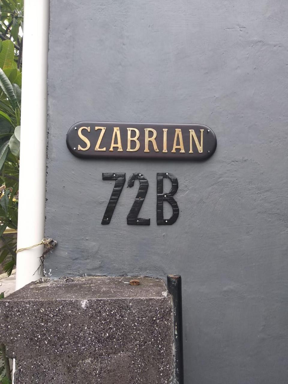 Szabrian Hostel Dempassar Exterior foto